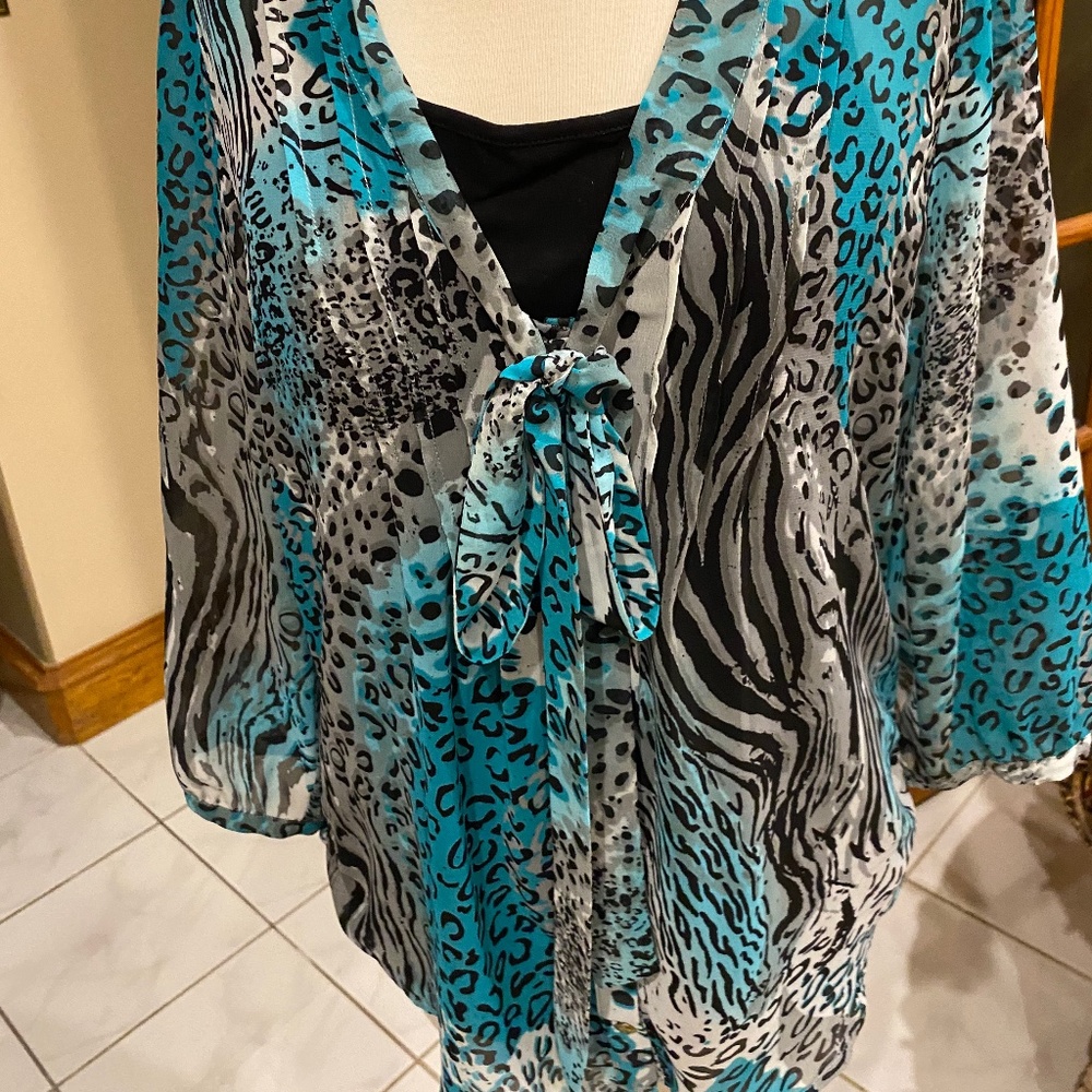 Shear  with cami guess blouse size l